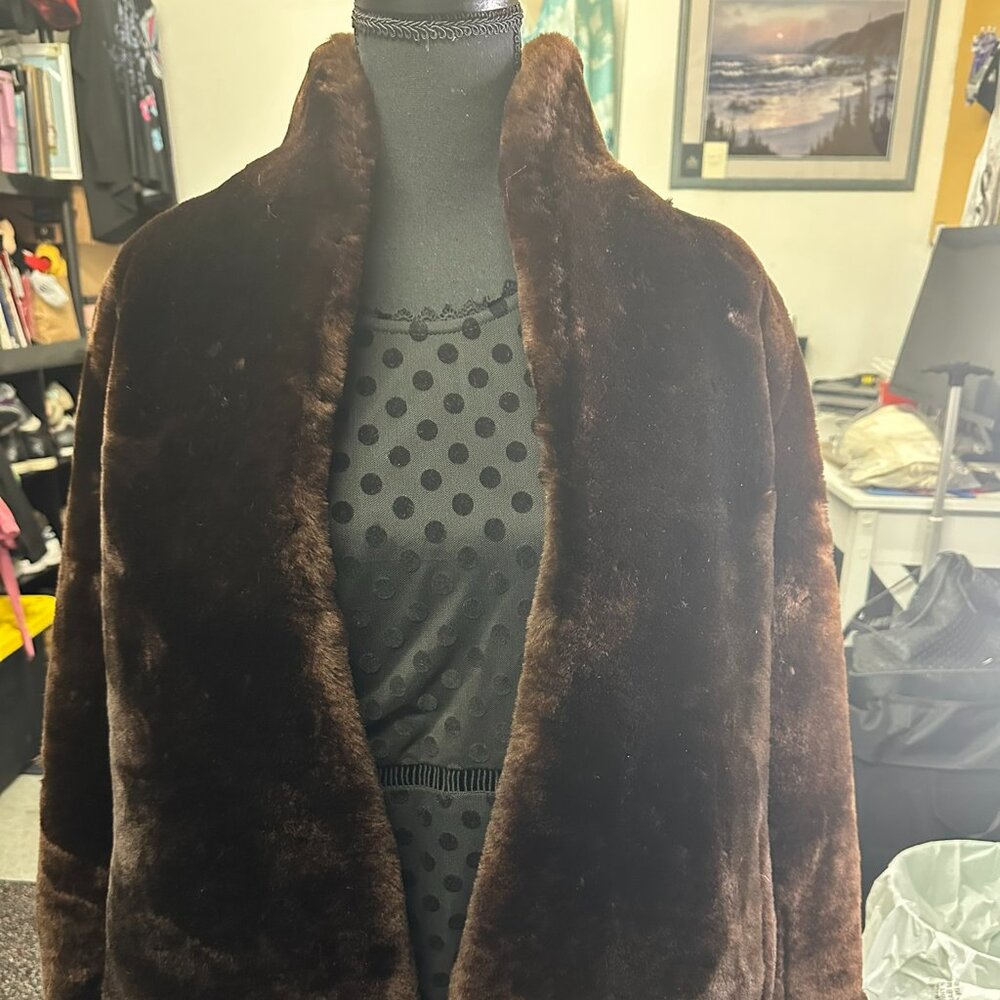 VINTAGE Faux Fur Coat Womens L? Open Front 60s